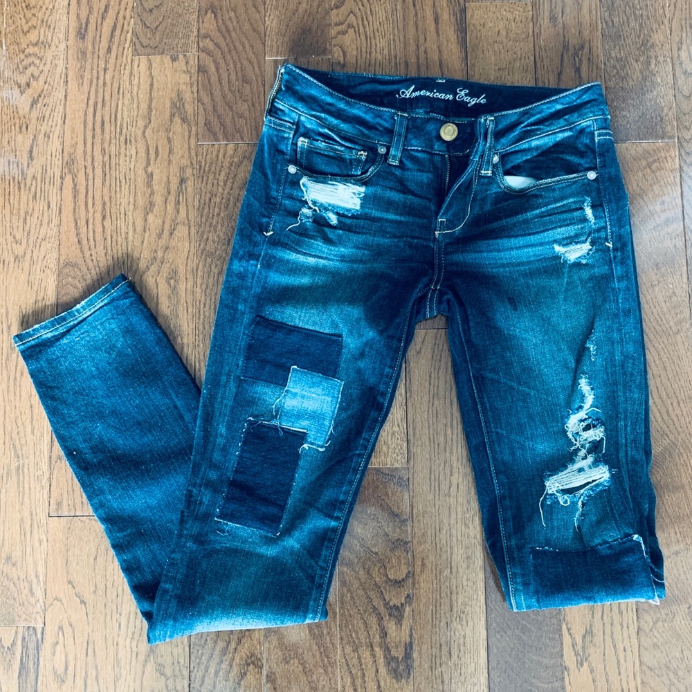 American Eagle Ripped Jeans - Skinny Size 2